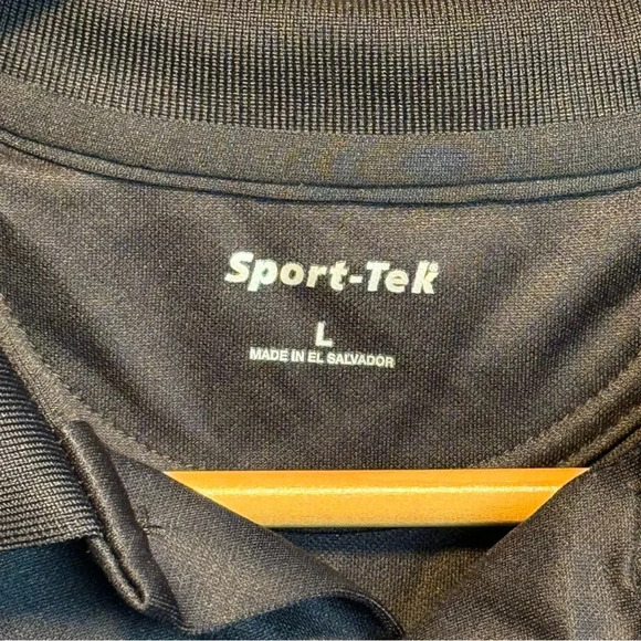 Men’s Sport-Tek Cub Cadet Polo Size Large - Picture 3 of 5